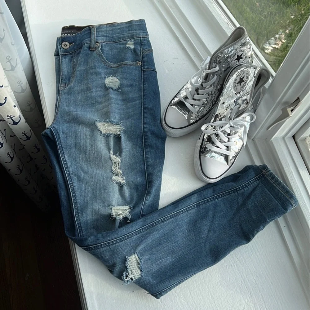 Torrid Bombshell Jeans - Picture 1 of 3